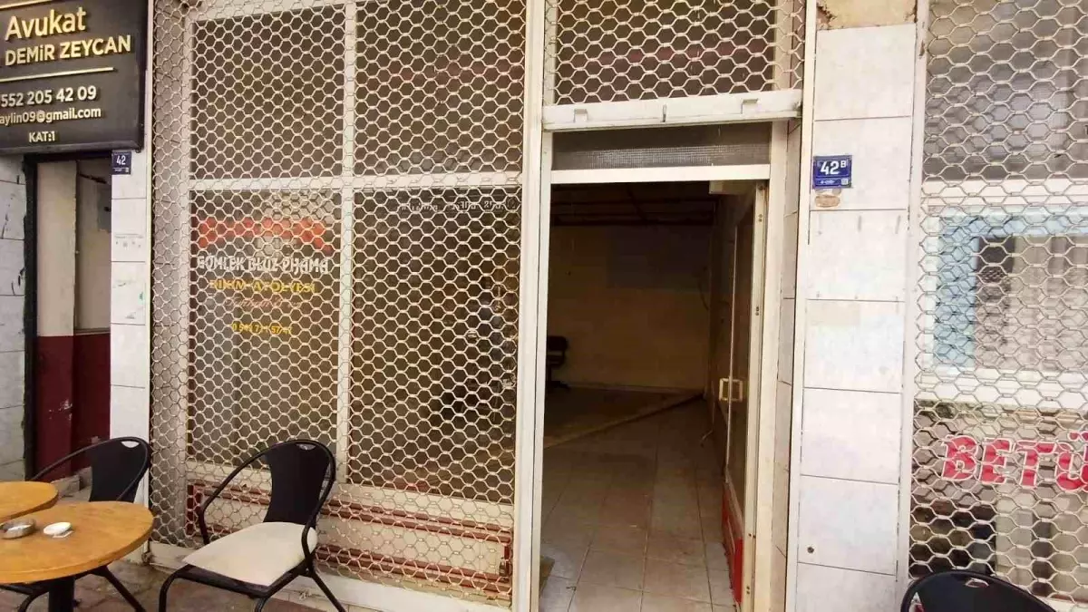 Terzi Turhan Eser vefat etti
