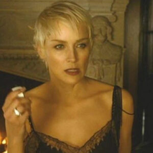 sharon stonedan surpriz 3 oglu ile kirmizi halida boy gosterdi v2JJ4SdL