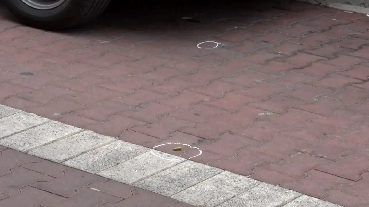 avcilarda abisini vuran kardes kacti gi1aLt83