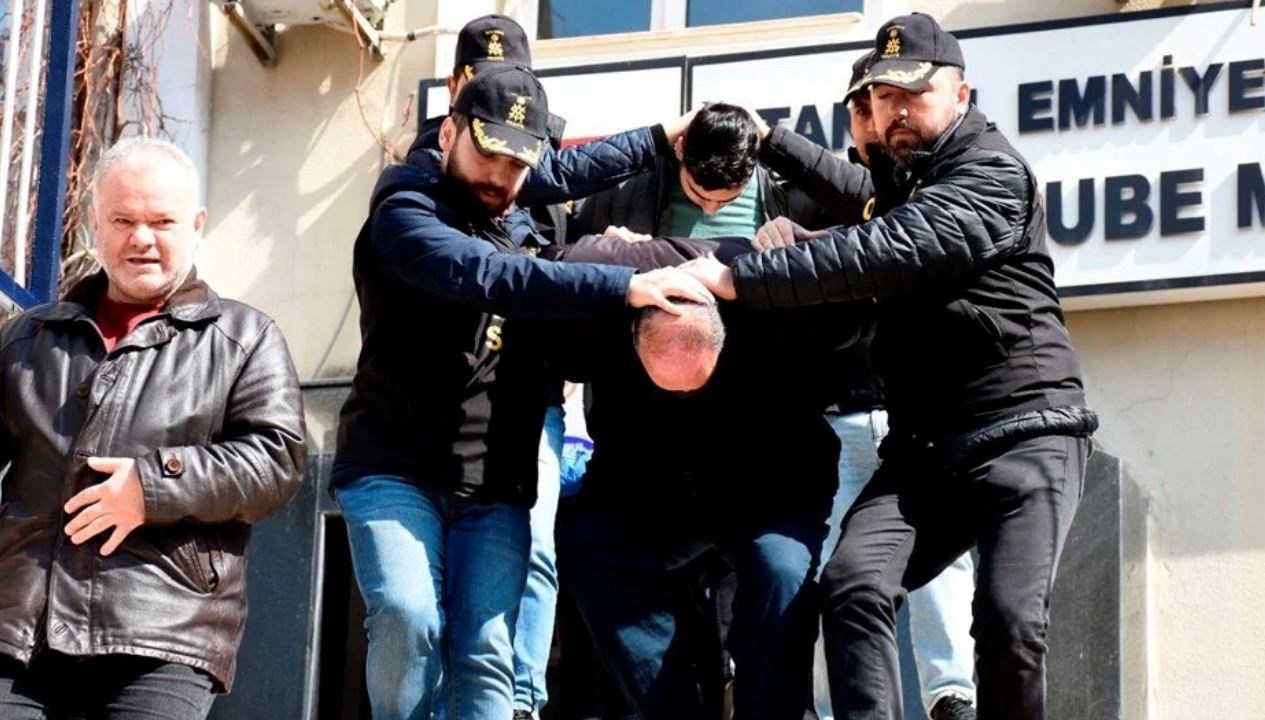 bagcilarda esi ve cocugunu oldurup gomen saniga muebbet hapis cezasi dswkRQIG