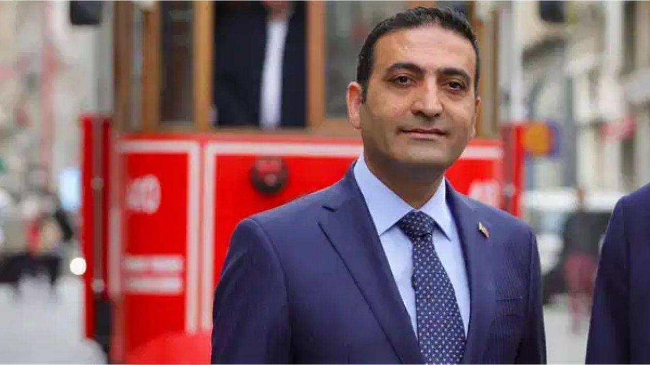 tutuklu beyoglu belediye baskani inan guneyden chpnin 102 kurulus yili mesaji partimiz ulkemizi icine suruklendigi girdaptan cikarmak icin direniyor b7Rjm6t5