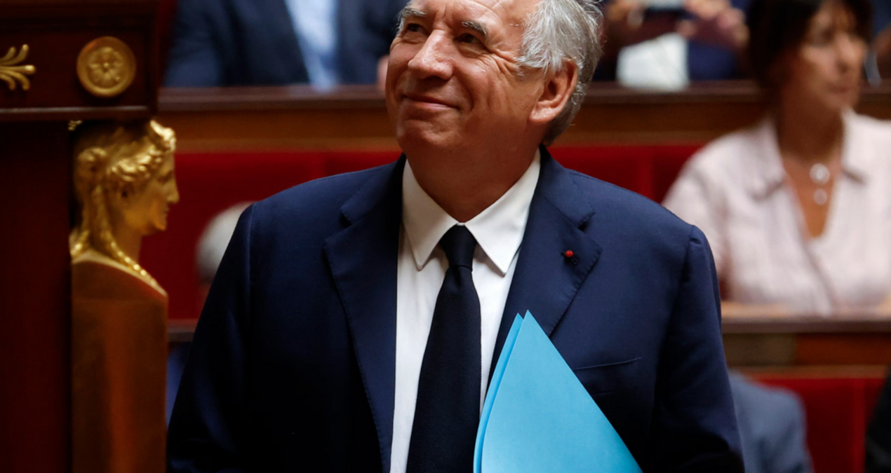 ucuncusu de dayanamadi fransada bir basbakan daha istifa etti ZS6Y6EXf