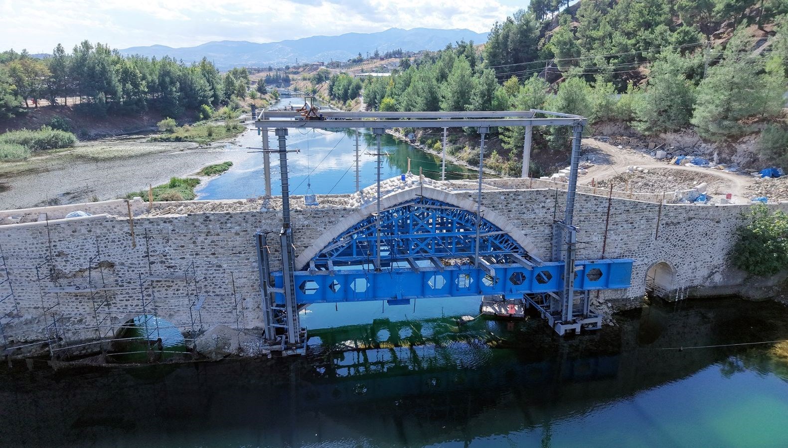 5 asirlik ceyhan koprusunun restorasyonunda sona gelindi mzHtatat