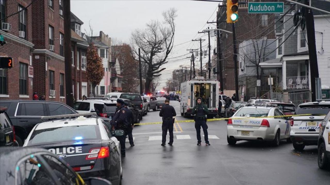 abdnin alabama eyaletinde silahli catisma 2 kisi oldu 12 kisi yaralandi CAyJcerc