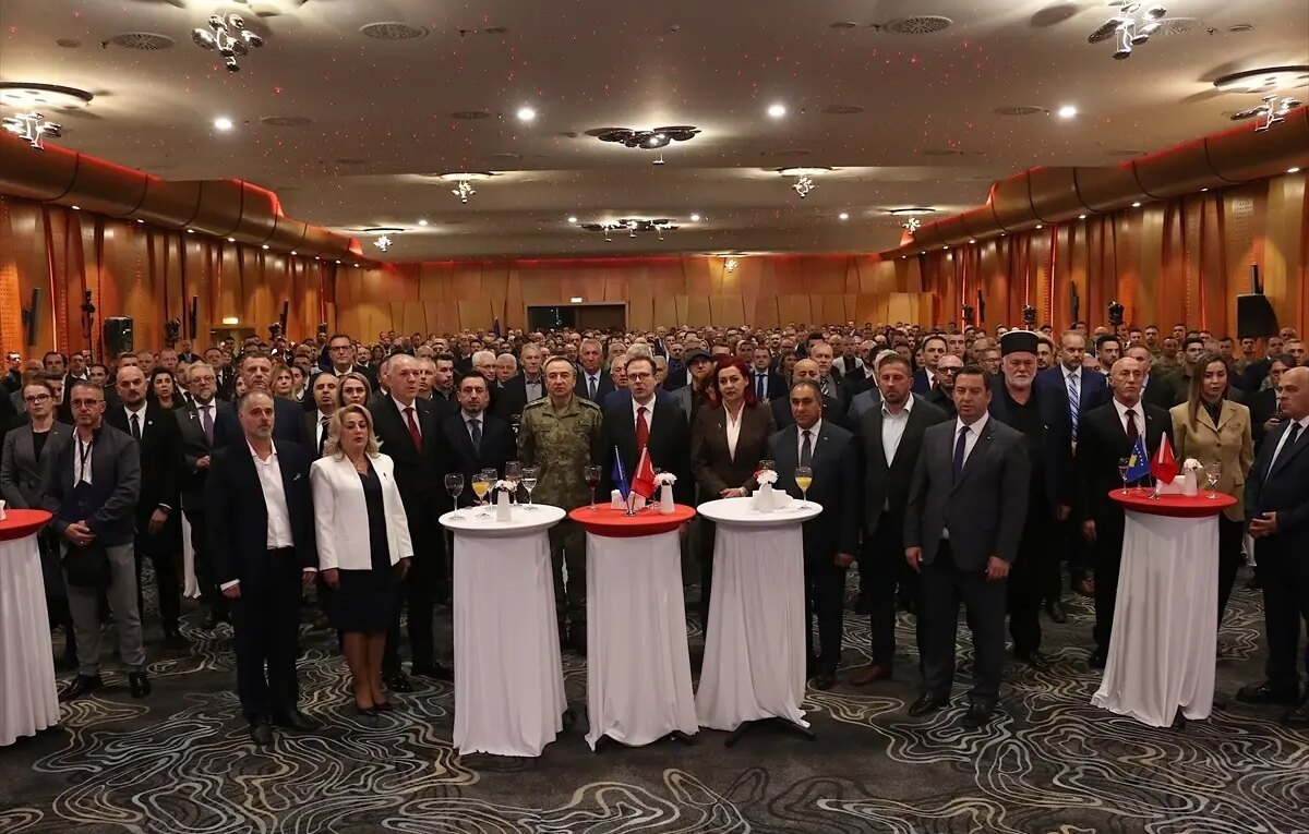 balkanlardaki temsilciliklerde turkiye cumhuriyetinin 102 yili kutlandi n9qeGP5k.jpg