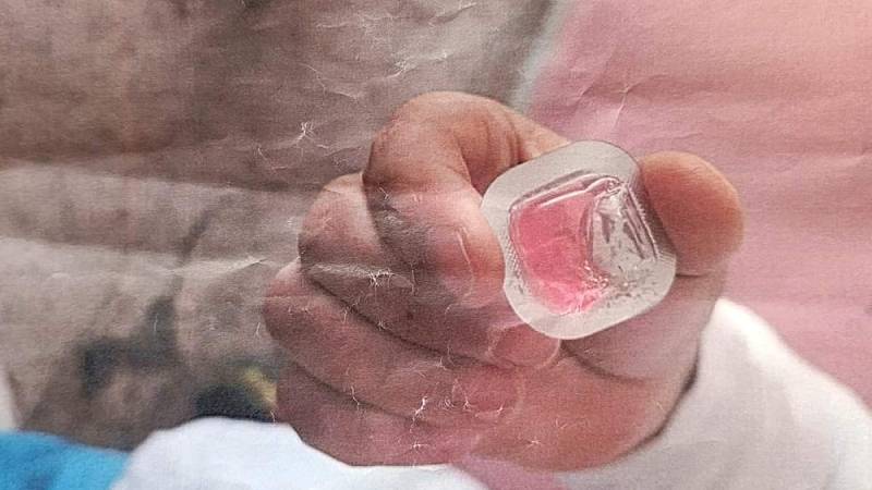 diyarbakirda pembe jel alarmi yerlesim bolgelerine bulasti uzmanlar dokunmayin dedi VipJf54n