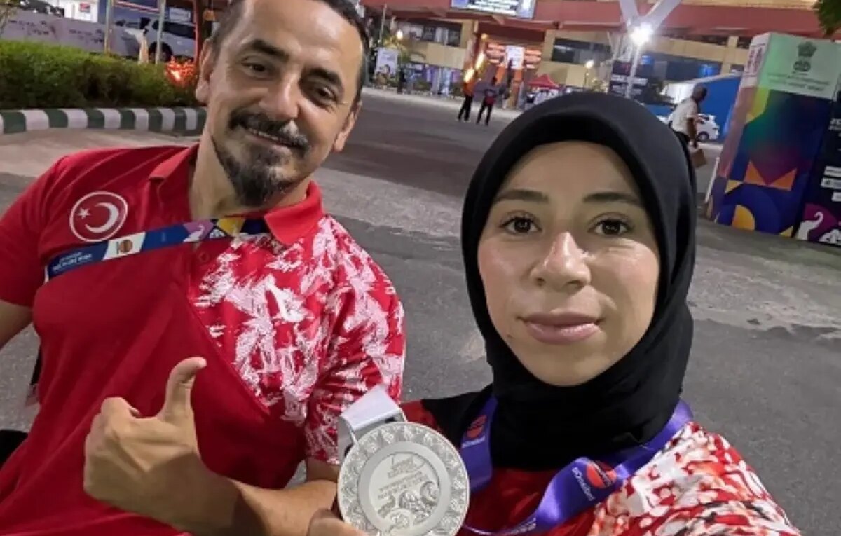 paralimpik sporcu zubeyde supurgeci para atletizm dunya sampiyonasinda turkiyeye gumus madalya kazandirdi qyZ7B8kP.jpg