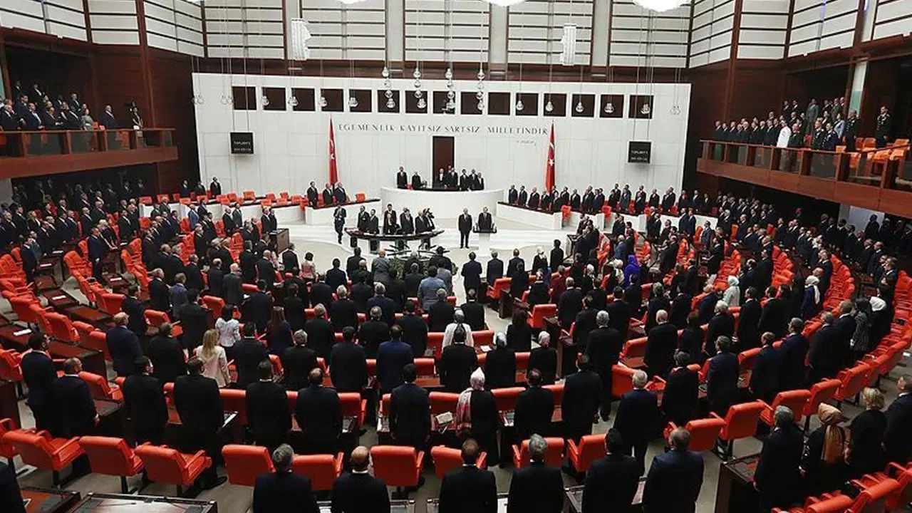 tbmmde yeni haftada gundem yogun mecliste butce maratonu cuma basliyor HWYn5de1.jpg