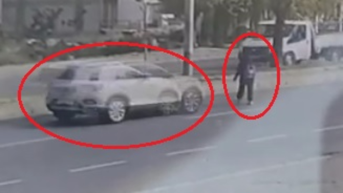 kayseride otomobilin carptigi 14 yasindaki buglem berra oldu KrC2FBJb.jpg