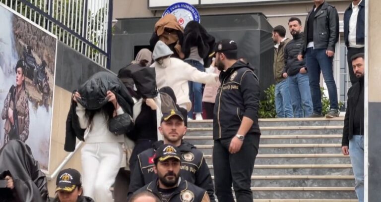 istanbul-merkezli-4-ilde-fuhus-operasyonu-5inLKzb2