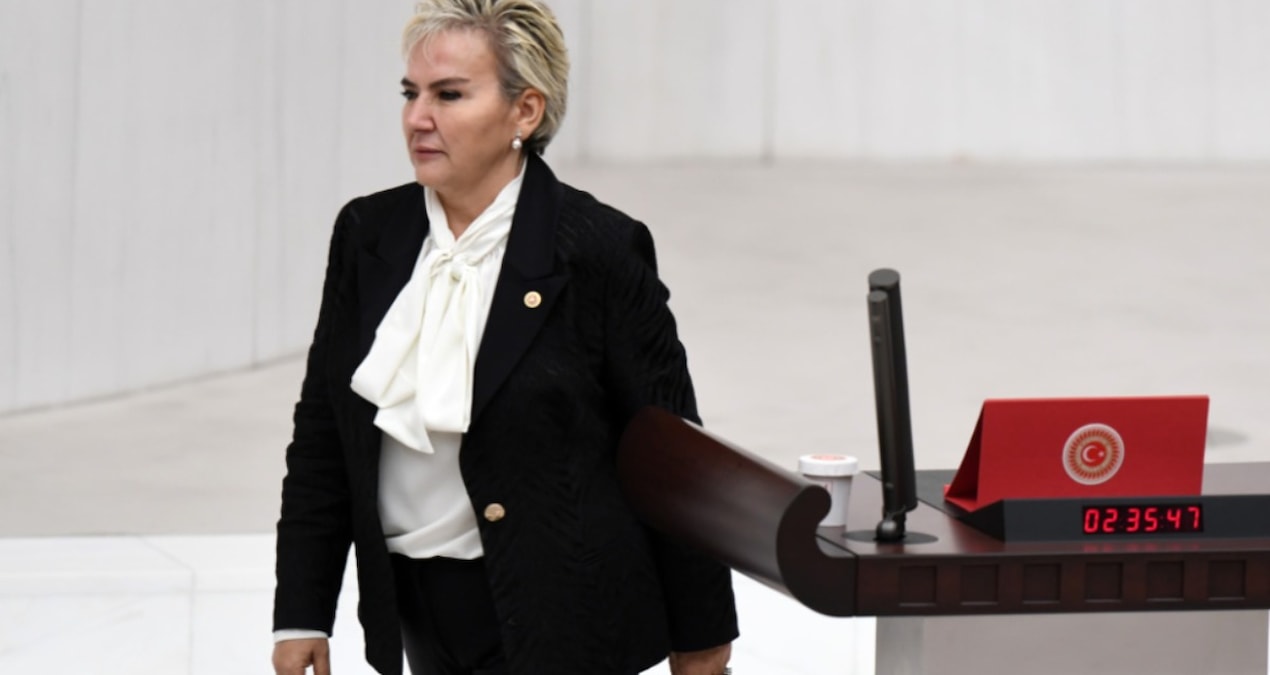 AKP’ye geçen Özdemir’in bu sözleri AKP’liler arasında alay konusu olmuştu